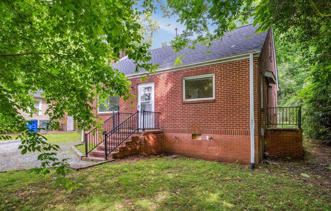 105 Estes Drive