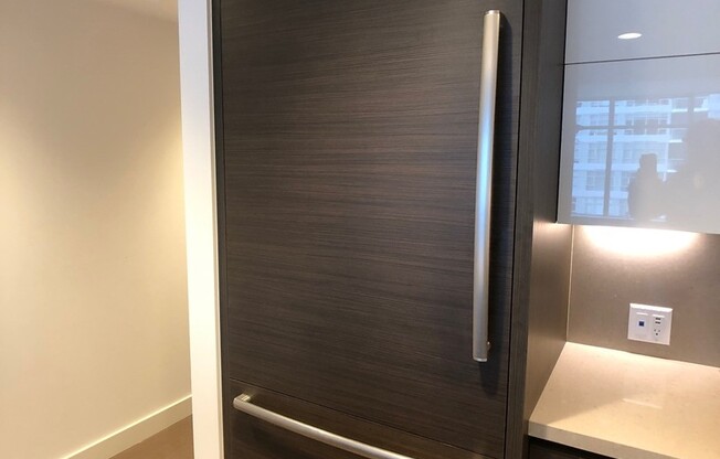2 beds, 2 baths, $4,300, Unit Unit 2401