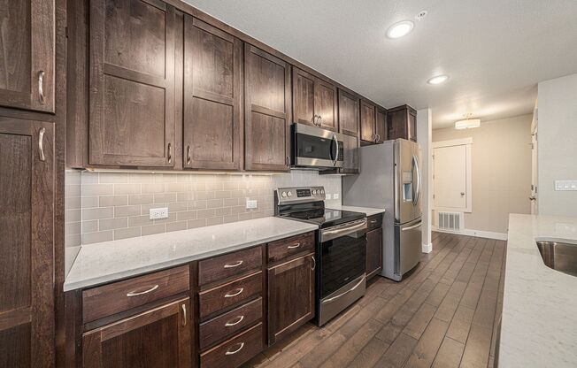 3 beds, 2 baths, $2,425