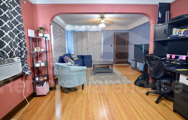 2915 35th Ave S Unit South