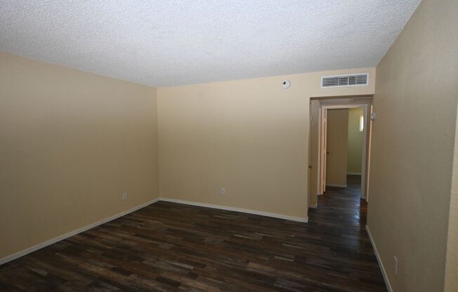 Recently remodeled North Las Vegas apartment- 1st floor-2 bedroom -NO PETS- 2508 McCarran