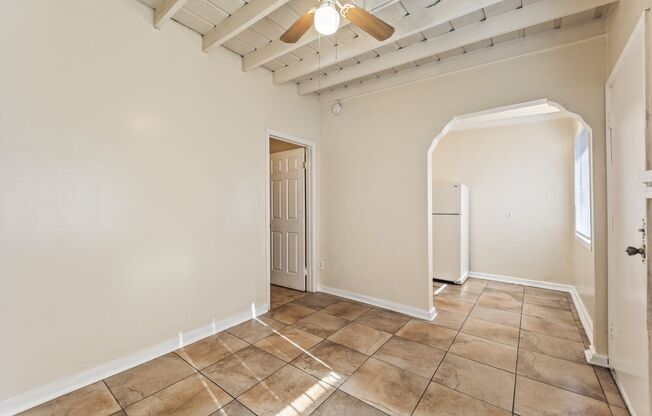 709 E 108th