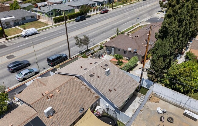 8538 TAMPA AVE