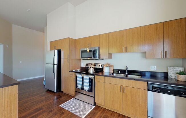 2 beds, 2 baths, 1,213 sqft, $2,675, Unit B149