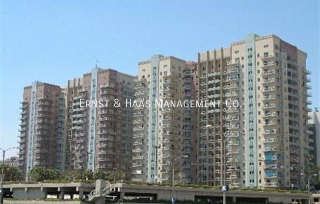388 E Ocean Blvd