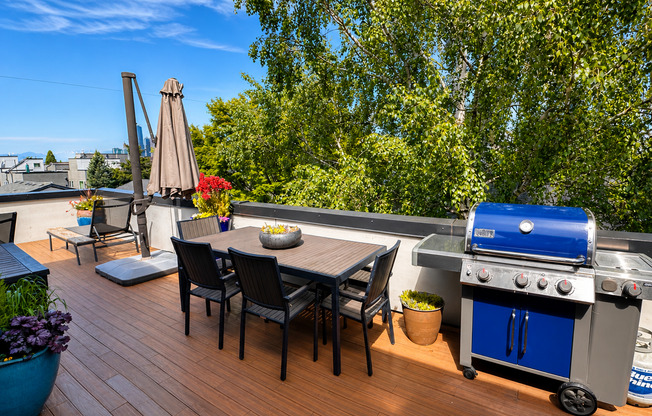 3 bd | 2 bath | Stylish Townhome with Private Rooftop Deck