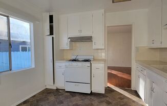 2 beds, 1 bath, 800 sqft, $2,250, Unit 4659