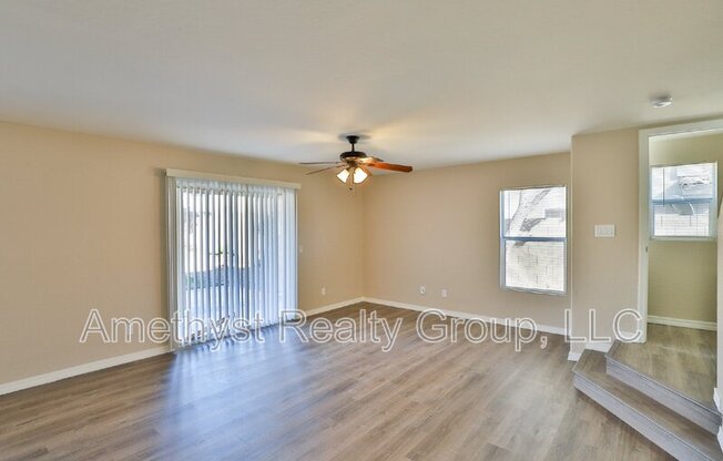 11706 W SUNNYSIDE DR