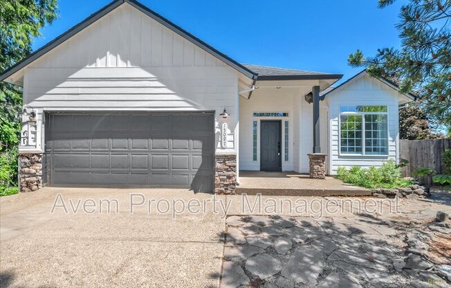 15097 SPYGLASS LN