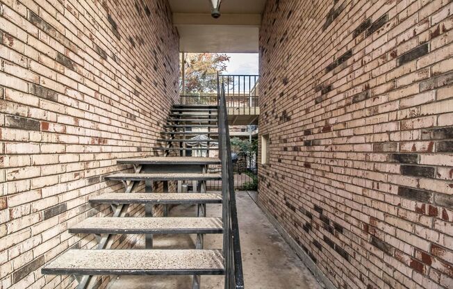 1 bed, 1 bath, $1,025, Unit # 10