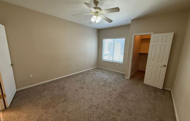 2 beds, 1 bath, $1,395, Unit # 2029