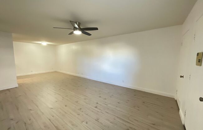 Pier Pointe: Lower 1 Bedroom 1 Bath Condo