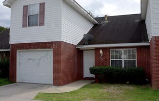 3 beds, 2 baths, $1,350