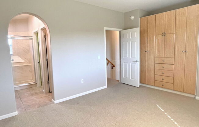 2 beds, 2.5 baths, 1,334 sqft, $2,095, Unit 1167