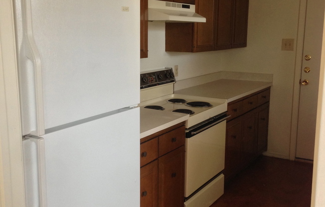 3 beds, 2 baths, $1,495