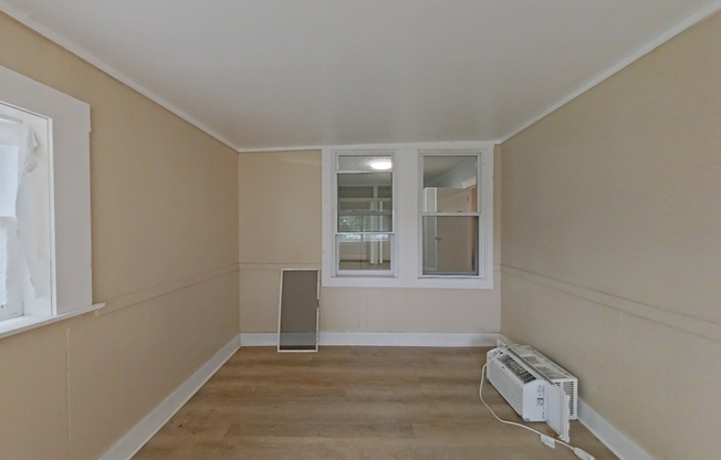74 HOLBROOK RD