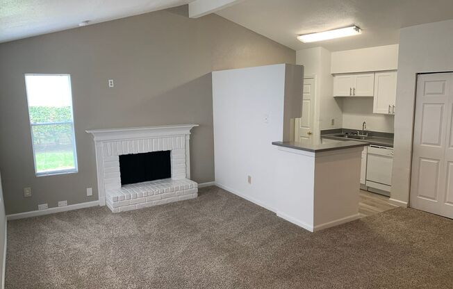 2 beds, 2 baths, 1,038 sqft, $1,215, Unit 3101
