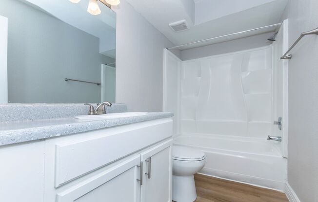 2 beds, 2 baths, 900 sqft, $1,199