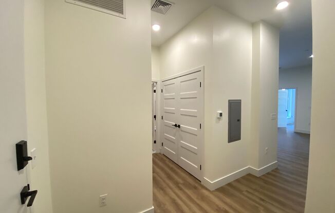 1 bed, 1 bath, 931 sqft, $2,566, Unit 224