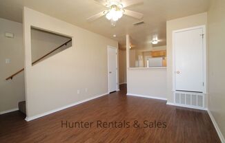 2 beds, 1.5 baths, $850, Unit Unit B