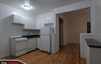 3720 N Pine Grove Ave