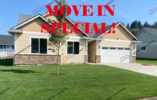 STATUS: AVAILABLE  | R245A | $2095 *** 1 ST FULL MONTH FREE - MOVE IN SPECIAL!!!