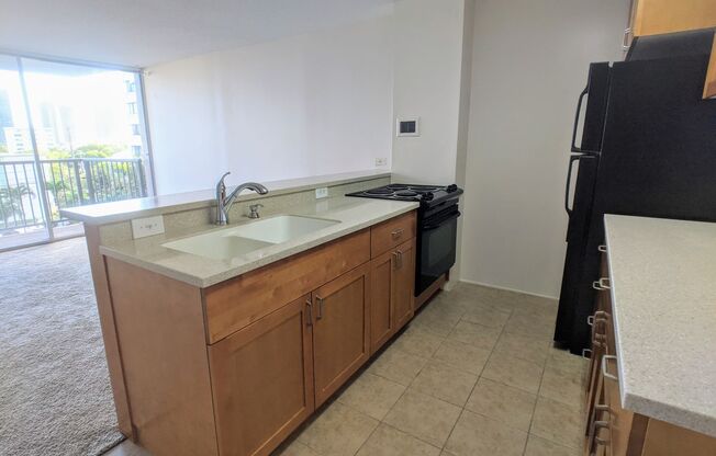 Convenient Makiki 1-bed, 1-bath, 1 parking recently remodeled, near UH Manoa, Safeway