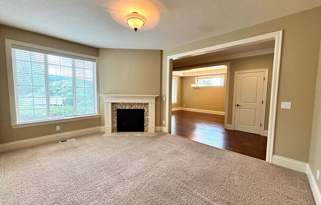 Amazing 6 Bed 3 Bath Home in Arbor Heights in Bethany