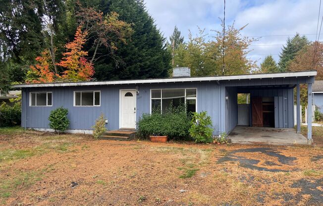 Des Moines Rambler w/ Large yard