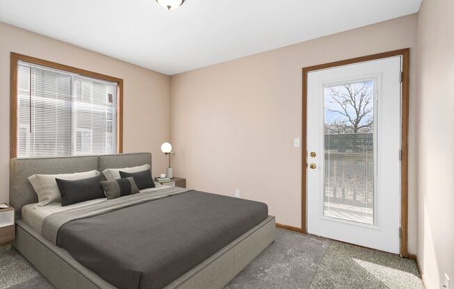 2 beds, 1 bath, $1,145, Unit 1300-3