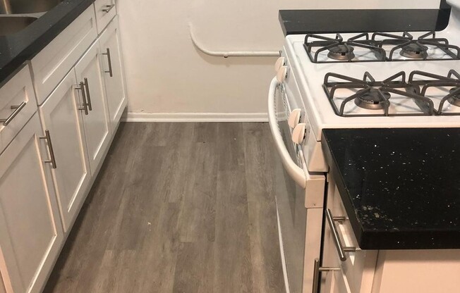 1 bed, 1 bath, 650 sqft, $1,695, Unit 135