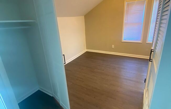 1 bed, 1 bath, 750 sqft, $1,200, Unit 5