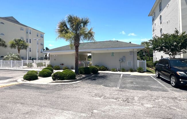 3 beds, 2 baths, $1,750, Unit Unit 814