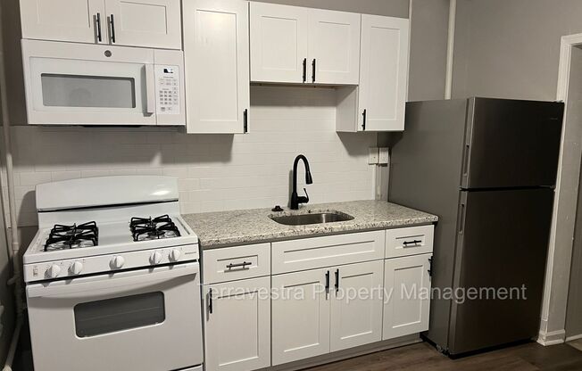 2 beds, 1 bath, $1,550, Unit Unit 1