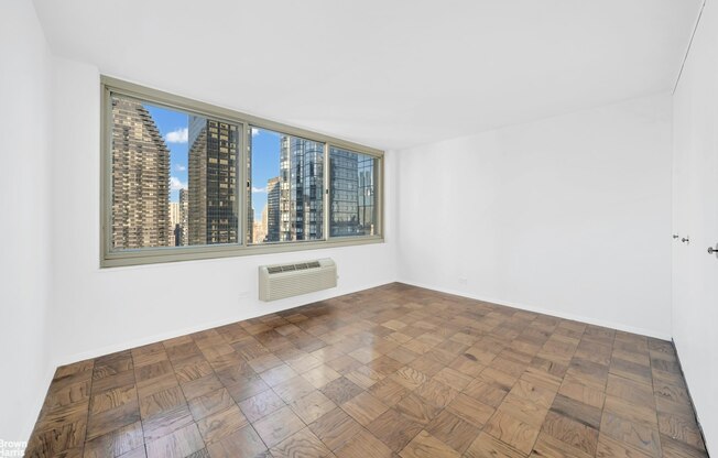 1 bed, 1 bath, $3,850, Unit 27D