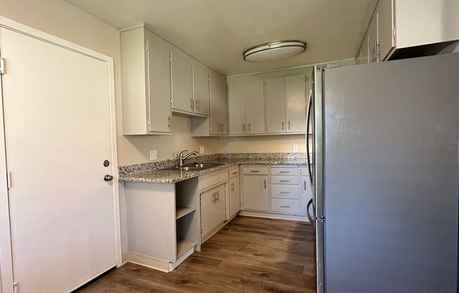 3 beds, 2 baths, 1,500 sqft, $1,925, Unit 4482