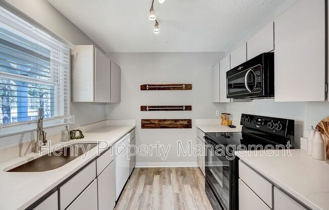 150 CARMICHAEL CT