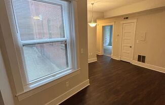 1 bed, 1 bath, 614 sqft, $850, Unit 4