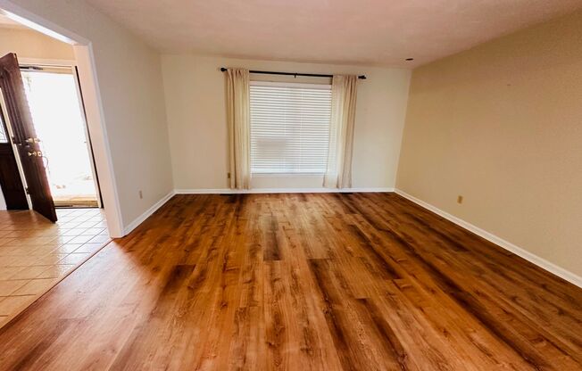 4 Bedroom, 4 Bath Townhouse