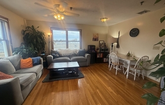 1 bed, 1 bath, 800 sqft, $2,250, Unit 1