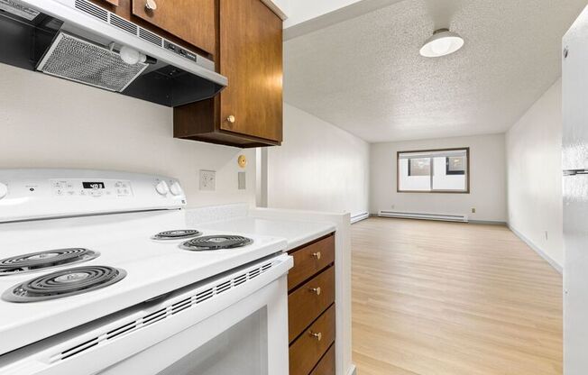 2945 SE WASHINGTON ST