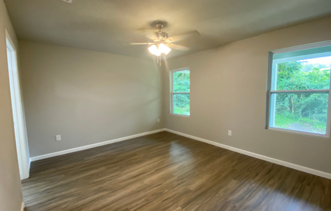 3 beds, 2 baths, $2,200