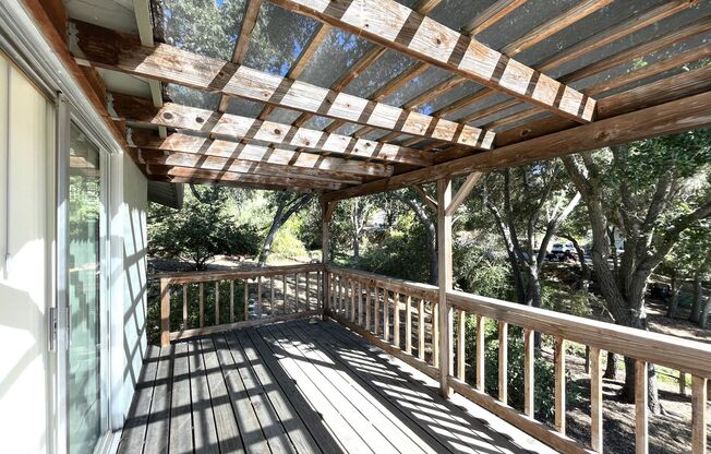 Great location near the heart of Atascadero Month to Month, no year lease