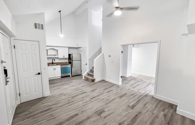 2 beds, 2 baths, 700 sqft, $1,395, Unit BLDG 1032 - APT 207