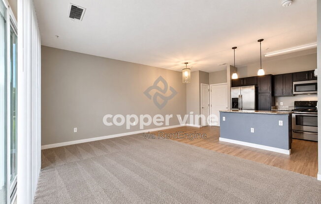 2 beds, 2 baths, 1,052 sqft, $1,965, Unit 522