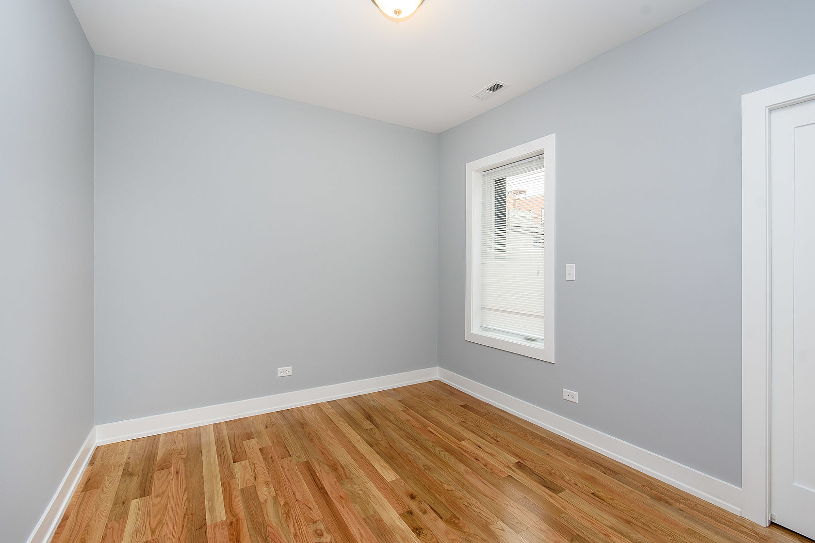 2536 N Kimball Ave, Chicago IL 102