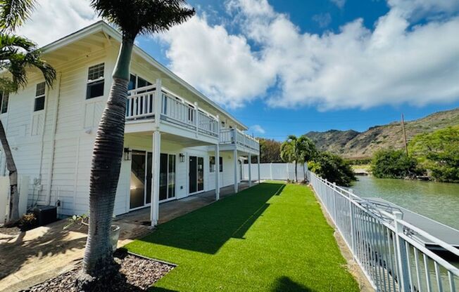 Stunning Waterfront 3 Bedroom, 2.5 Bathroom Home with Boat Dock!
