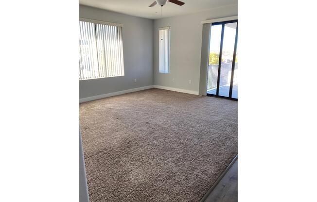 4 beds, 3.5 baths, 4,164 sqft, $5,475