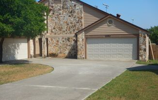 14304 Indian Woods