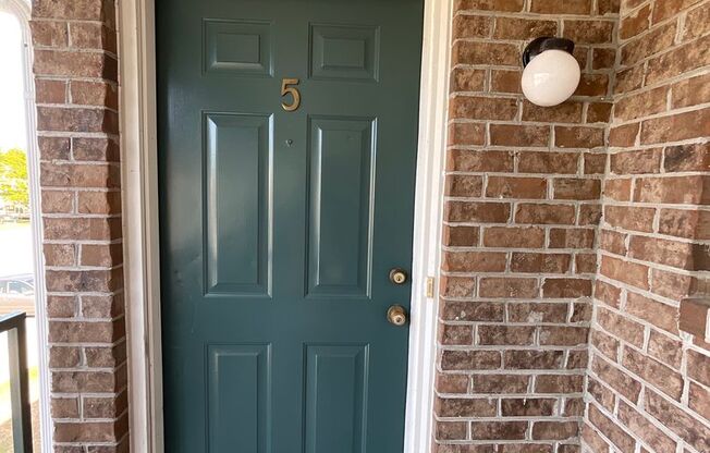 1 bed, 1 bath, 871 sqft, $1,225, Unit 2758-5